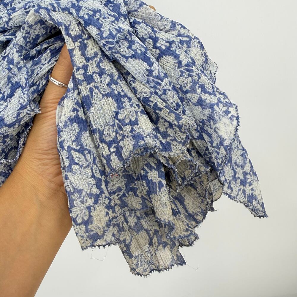 Doen | Antoinette Floral Silk Chiffon Maxi Dress in Porcelain Blue Tea Floral XS - Picture 13 of 16